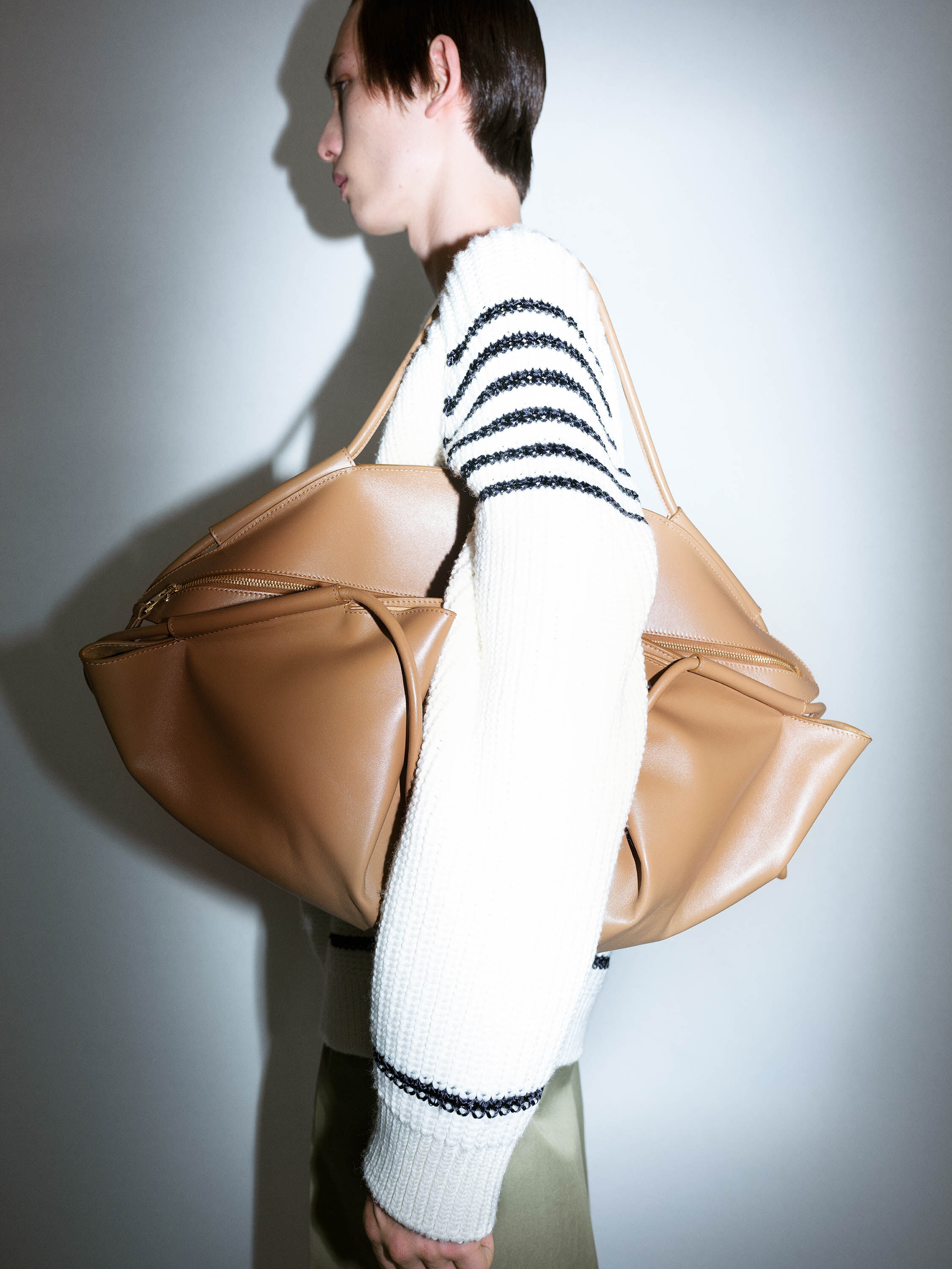 loewe 24ss セカンドスキン ロエベ(LOEWE) 2024年春夏メンズコレクション - ファッションプレス